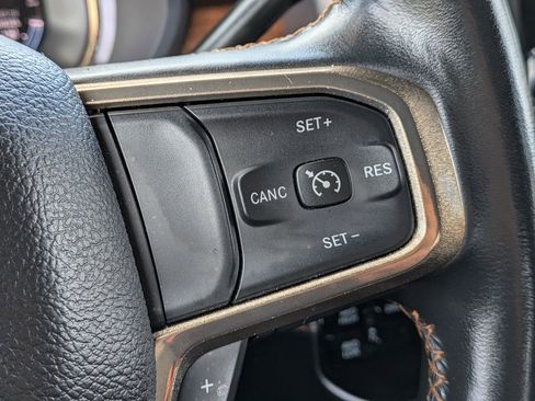 Used 2023 RAM 3500 Limited image 27