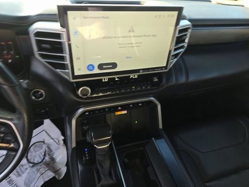 Used 2022 Toyota Tundra Platinum image 6