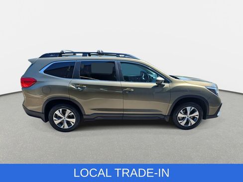 Used 2025 Subaru Ascent Premium w/ Premium Package AWD/4WD image 4