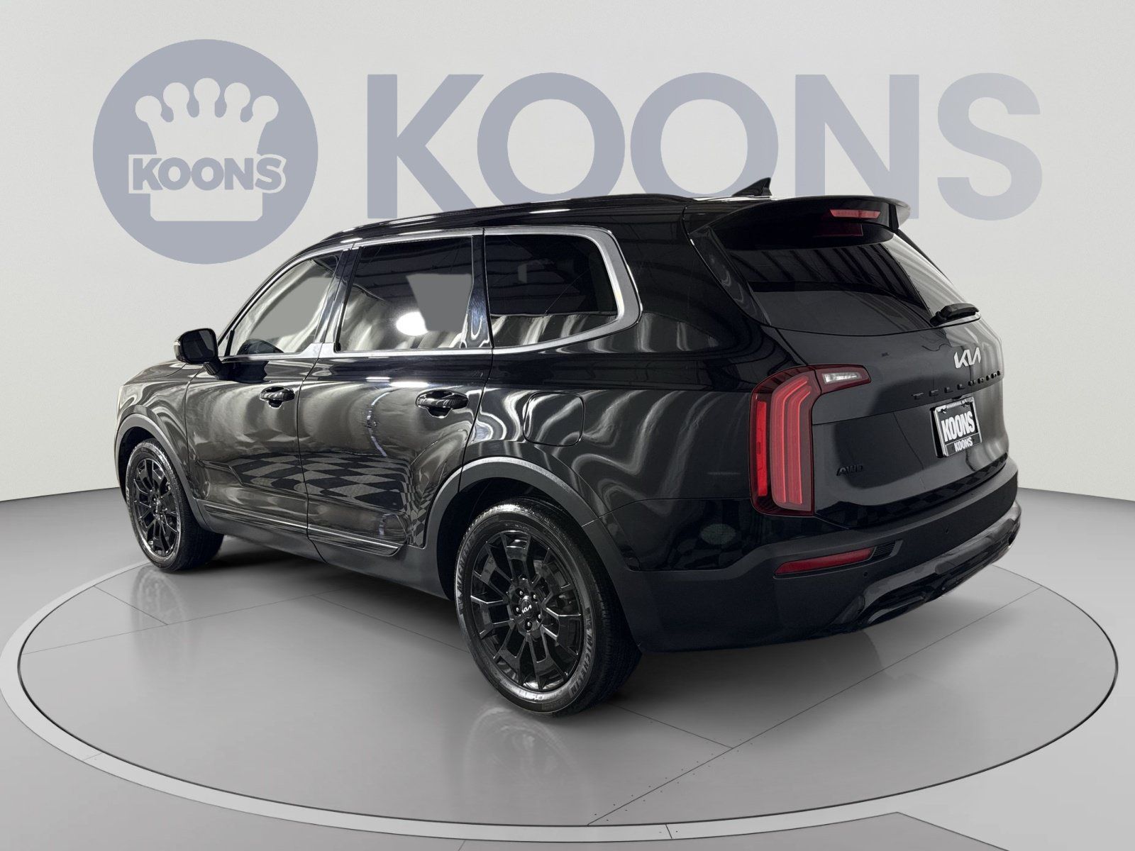 Used 2022 Kia Telluride SX w/ SX Prestige Package AWD/4WD image 4