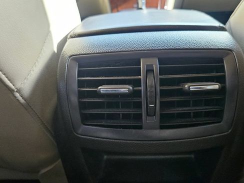 Used 2016 Buick Regal AWD image 29