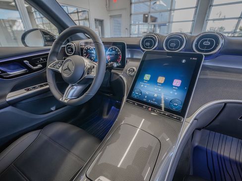 New 2026 Mercedes-Benz GLC 300 4MATIC image 19