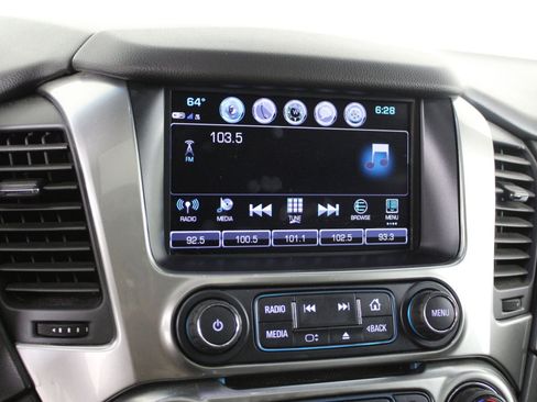 Used 2018 Chevrolet Suburban Premier image 27