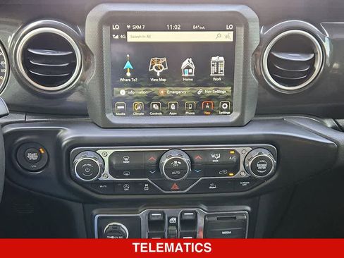Used 2022 Jeep Wrangler Unlimited Sahara AWD/4WD image 29