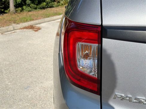 Used 2019 Honda Passport Touring image 10