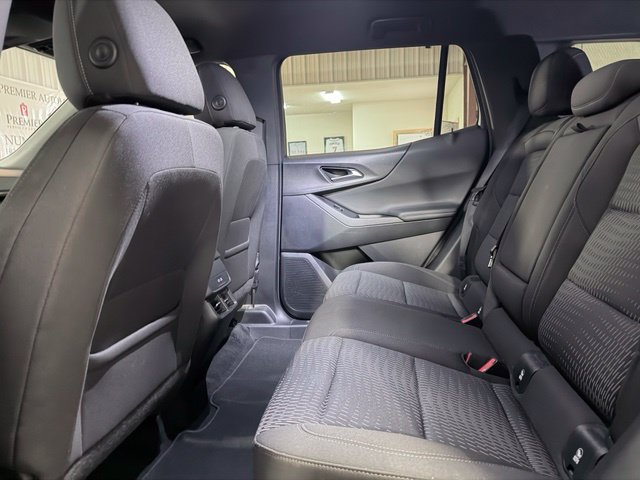 Used 2025 Chevrolet Equinox LT FWD image 13