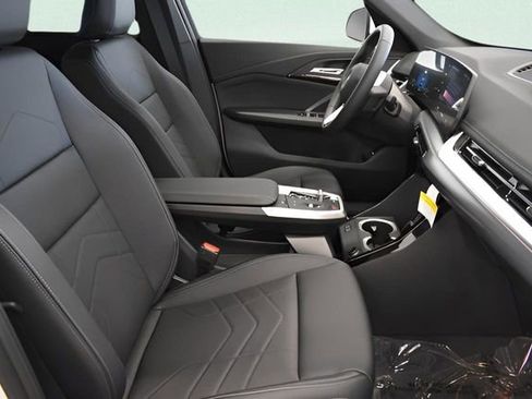 Used 2026 BMW X1 xDrive28i image 21