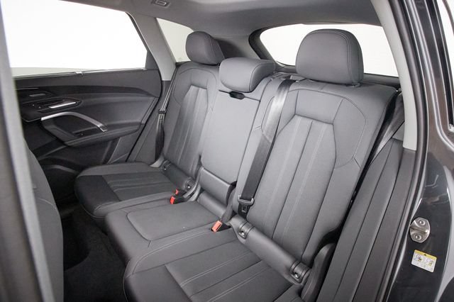 Used 2025 Audi Q5 Prestige AWD/4WD image 31