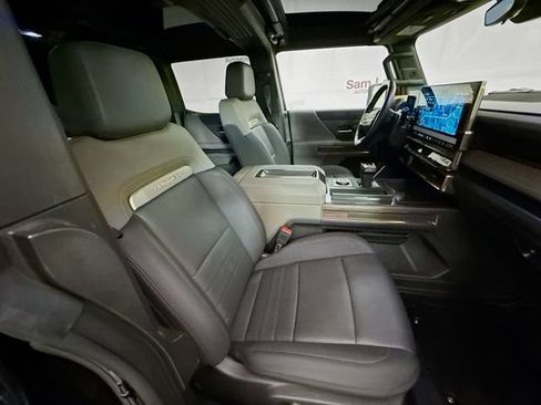 Used 2025 GMC Hummer EV 2X w/ LPO, Sport Package AWD/4WD image 30