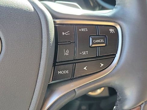 Used 2023 Lexus ES 350 Ultra Luxury w/ Accessory Package (Z1) image 32