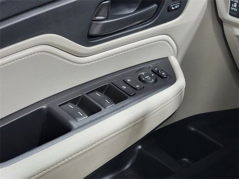 Used 2026 Honda Odyssey EX-L image 23