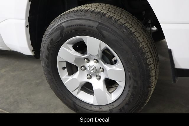 Used 2023 RAM 1500 Big Horn AWD/4WD image 35