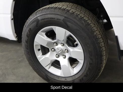 Used 2023 RAM 1500 Big Horn AWD/4WD image 35