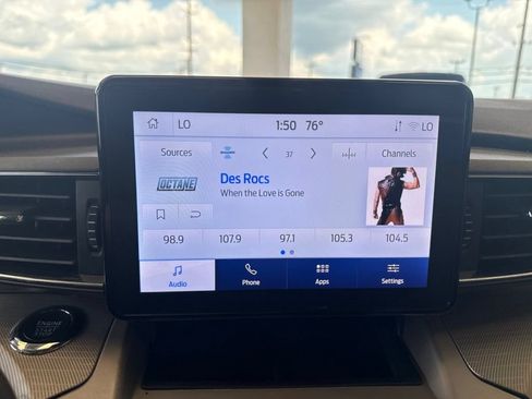 Used 2023 Ford Explorer XLT w/ Equipment Group 202A AWD/4WD image 21