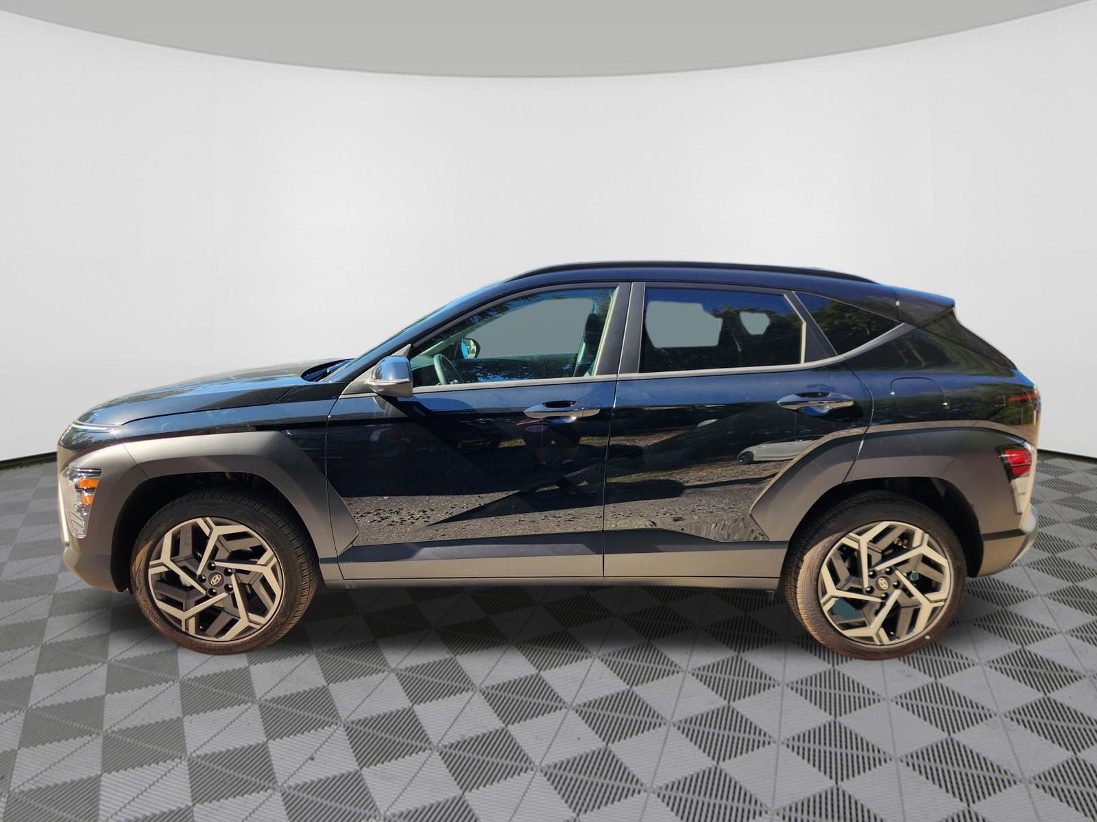 Certified 2026 Hyundai Kona SEL Premium AWD/4WD image 5