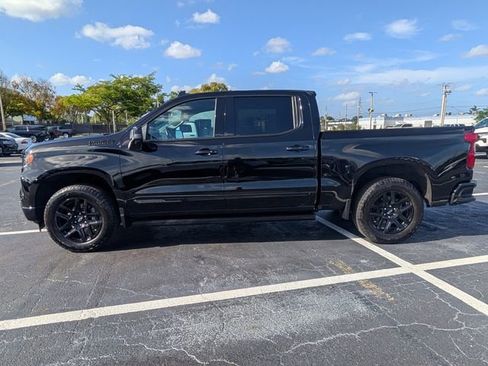 Certified 2025 Chevrolet Silverado 1500 High Country w/ Midnight Edition AWD/4WD image 4