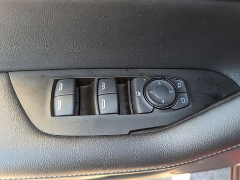 Used 2023 Chevrolet Blazer LT image 11