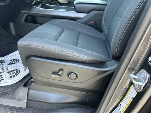 Used 2022 RAM 1500 Big Horn AWD/4WD image 22