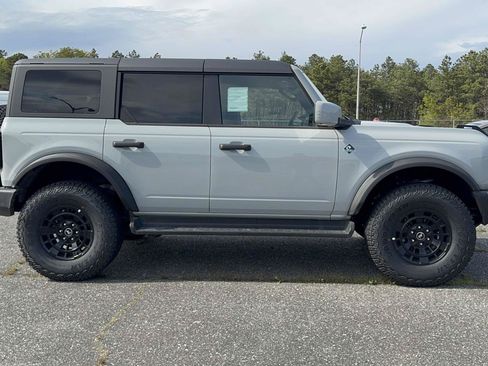 New 2026 Ford Bronco Outer Banks w/ Sasquatch Package AWD/4WD image 4