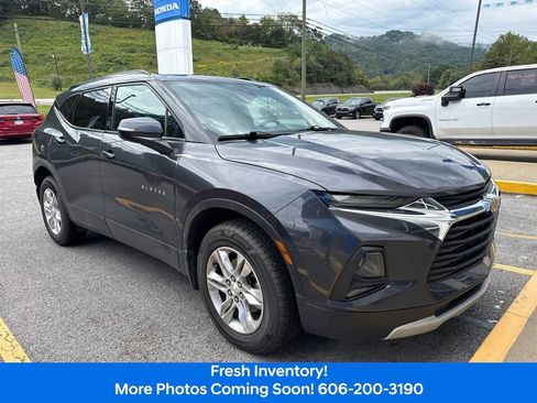 Used 2021 Chevrolet Blazer LT FWD image 3
