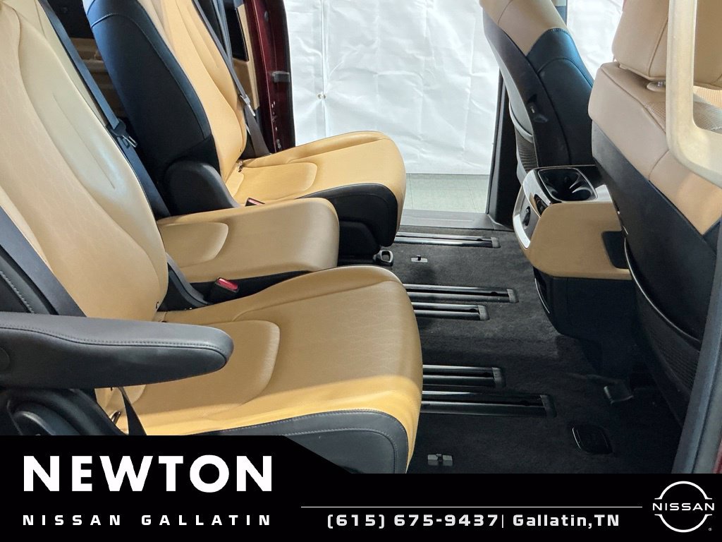 Used 2022 Kia Carnival EX FWD image 19
