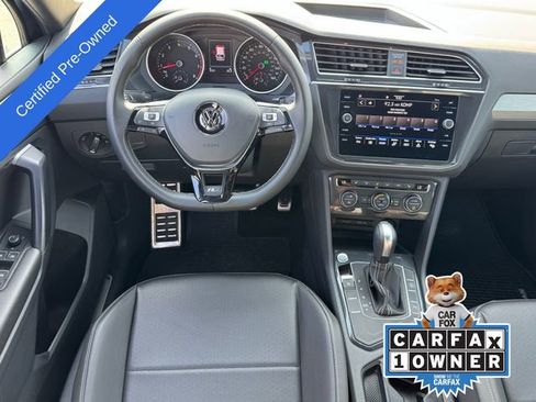 Certified 2021 Volkswagen Tiguan SE R-Line image 13
