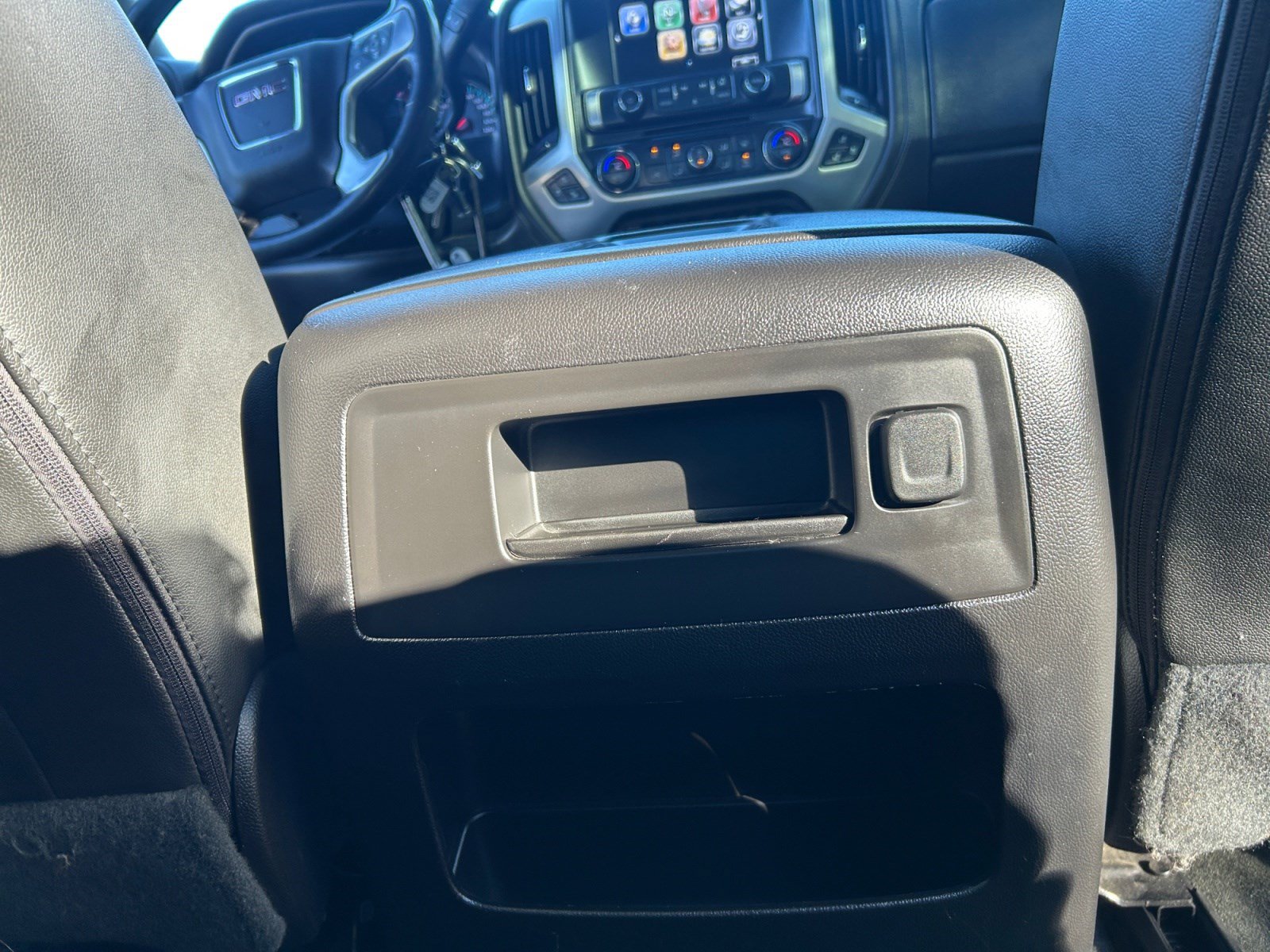 Used 2018 GMC Sierra 1500 SLT AWD/4WD image 30