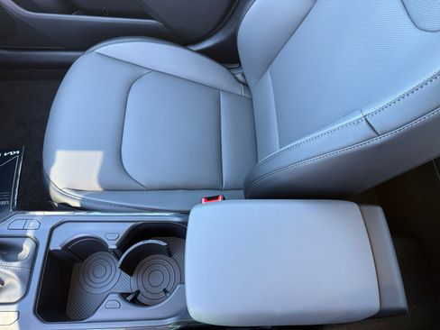 New 2026 Kia K4 EX image 14