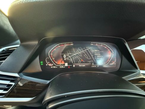 Used 2021 BMW X7 xDrive40i w/ M Sport Package image 28