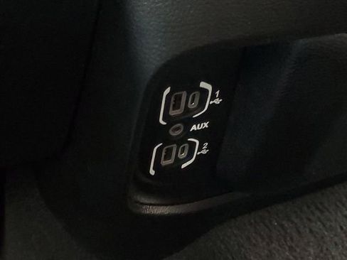 Used 2019 RAM 2500 Big Horn image 25