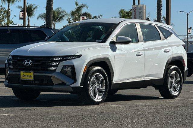 Certified 2026 Hyundai Tucson Blue SE AWD/4WD image 8