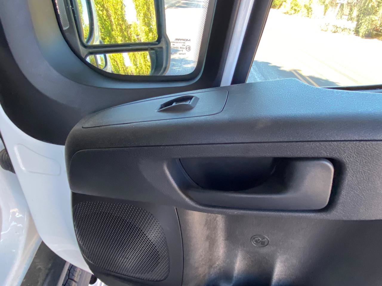 Used 2025 RAM ProMaster 2500 w/ U-Haul Equipment Group FWD image 35