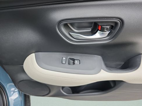 New 2026 Honda HR-V LX image 23