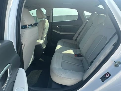 Used 2022 Hyundai Sonata SE FWD image 31