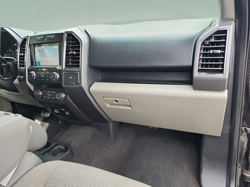 Used 2019 Ford F150 XLT w/ Equipment Group 302A Luxury image 19