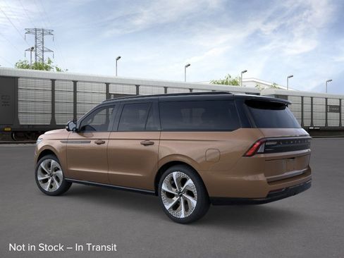 New 2026 Lincoln Navigator L Black Label AWD/4WD image 4
