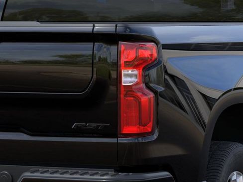 New 2026 Chevrolet Silverado 1500 RST w/ Z71 Off-Road Package AWD/4WD image 11