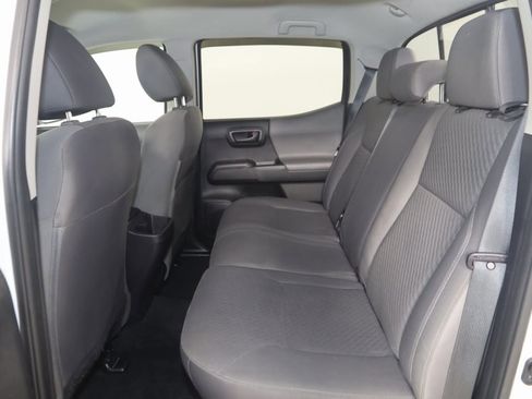 Used 2022 Toyota Tacoma SR image 31