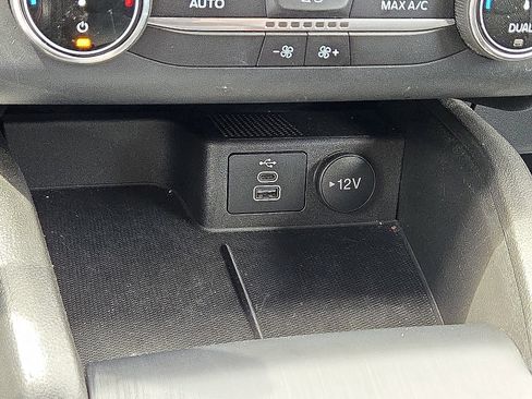 Used 2025 Ford Escape ST-Line FWD image 28