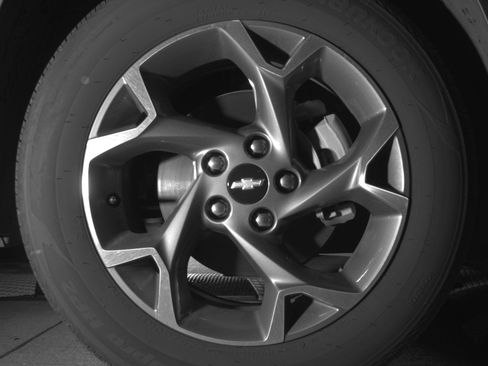 Used 2025 Chevrolet Trax LT w/ LT Convenience Package FWD image 13