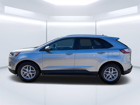 Used 2022 Ford Edge SEL w/ Convenience Package image 6