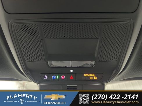 New 2026 Chevrolet Traverse LT w/ Driver Confidence Package image 32