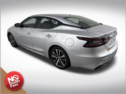 Used 2020 Nissan Maxima 3.5 SV w/ Floor Mat Group FWD image 6