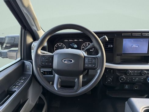 Used 2024 Ford F250 XLT image 19