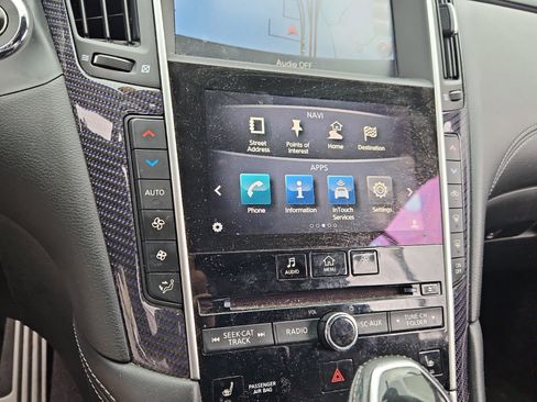 Used 2017 INFINITI Q60 Red Sport 400 image 17