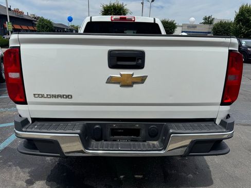 Used 2015 Chevrolet Colorado W/T RWD image 4