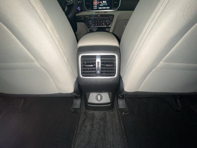 Used 2022 Kia Sportage LX w/ LX FWD Value Edition Package image 27