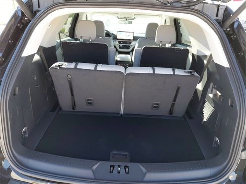 New 2026 Ford Explorer Active w/ Active Comfort Package image 26