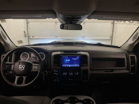 Used 2018 RAM 1500 Express image 13