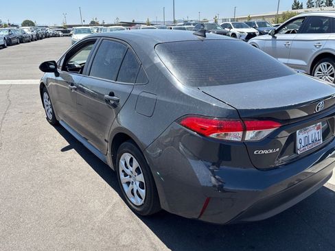 Used 2024 Toyota Corolla LE FWD image 7